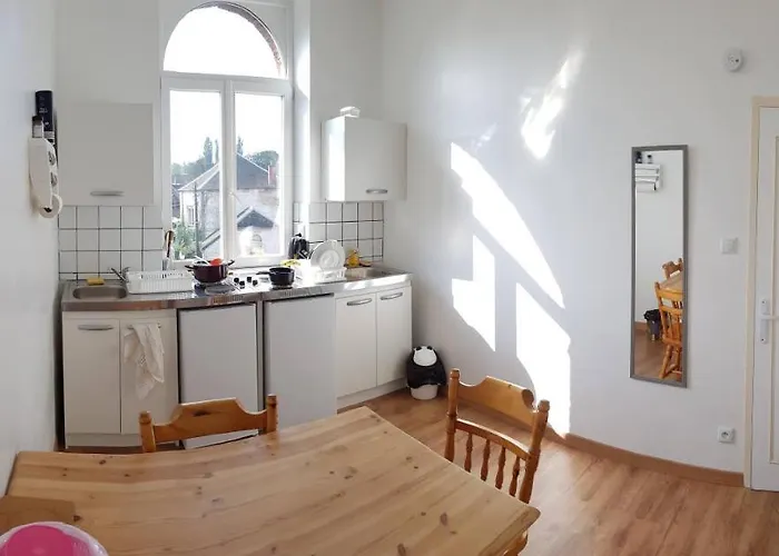 - Le Petit Château Avesnois - Tv - Wifi - Sdb Privée - Cuisine Partagée * Avesnes-sur-Helpe